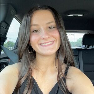 Meet your Posher, Addison